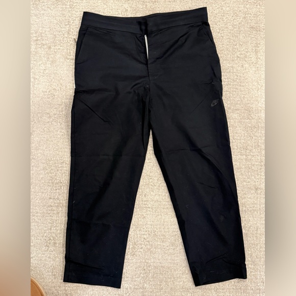 Nike cropped black relaxed fit pants size 32/M, excellent condition - Picture 5 of 6